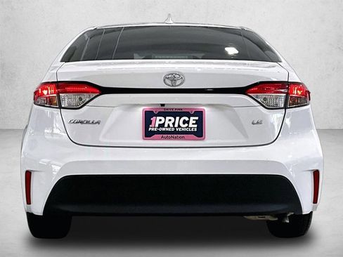 Used 2024 Toyota Corolla LE FWD image 4