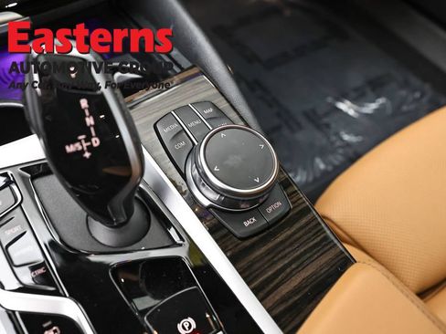 Used 2023 BMW 530e xDrive w/ Convenience Package AWD/4WD image 23