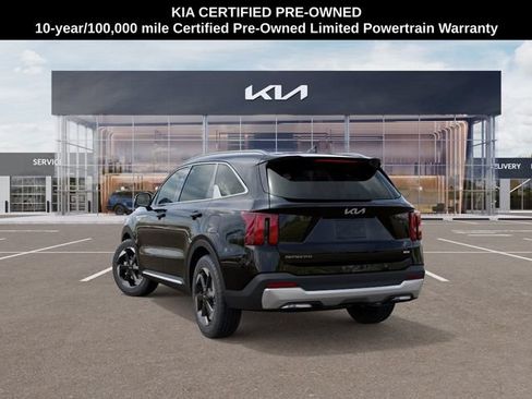 Used 2025 Kia Sorento EX AWD/4WD image 4