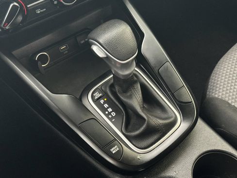Used 2023 Kia Soul LX w/ LX Technology Package FWD image 20