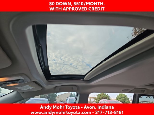 Used 2018 Toyota Sienna Limited FWD image 16