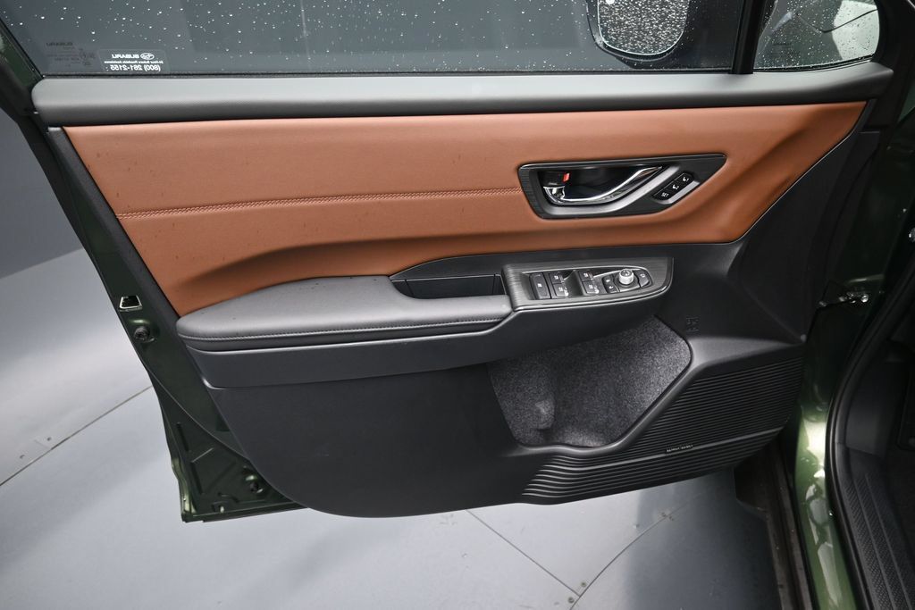 Used 2026 Subaru Outback Touring XT AWD/4WD image 11