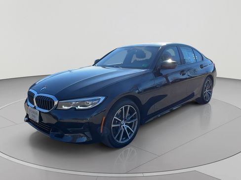 Used 2022 BMW 330i xDrive Sedan w/ Premium Package 2 AWD/4WD image 5