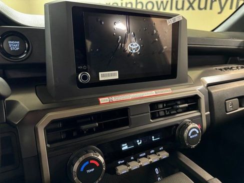 Used 2025 Toyota Tacoma SR5 image 13