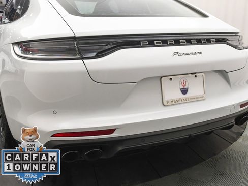 Used 2022 Porsche Panamera Platinum Edition image 22