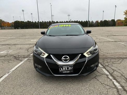 Used 2016 Nissan Maxima 3.5 SV image 4