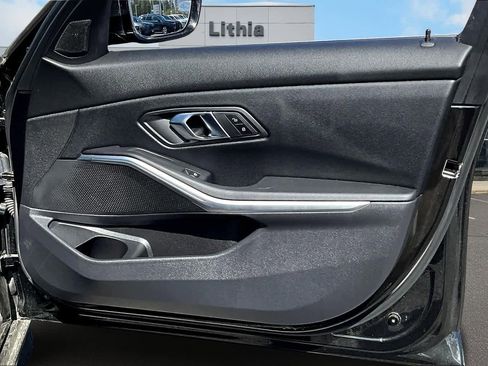 Used 2024 BMW 330i xDrive Sedan w/ Convenience Package image 25