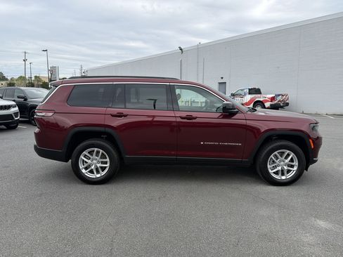 New 2026 Jeep Grand Cherokee L Laredo RWD image 9