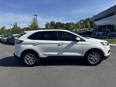 Used 2022 Ford Edge SEL w/ Convenience Package AWD/4WD image 9