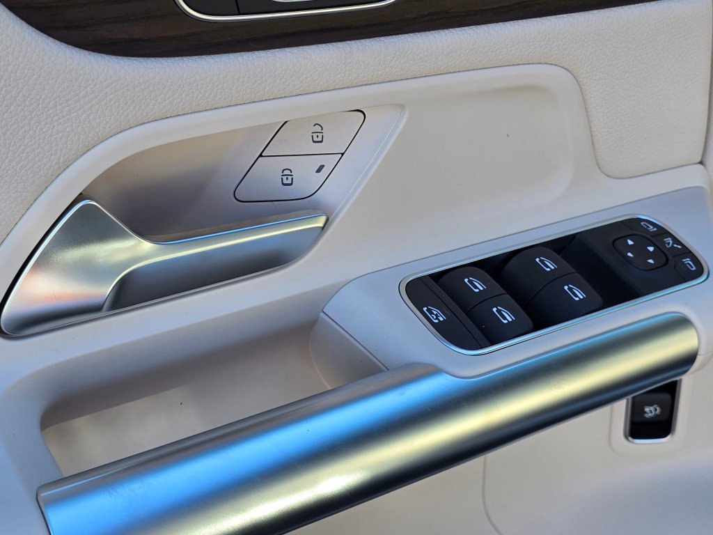 New 2026 Mercedes-Benz GLA 250 4MATIC image 33