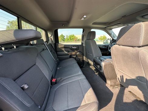 Used 2020 Chevrolet Silverado 1500 LT Trail Boss AWD/4WD image 12