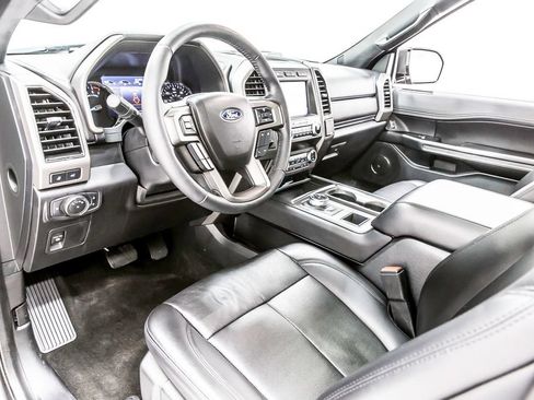 Used 2020 Ford Expedition XLT w/ Equipment Group 202A RWD image 26