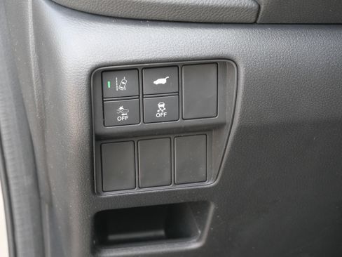 Used 2018 Honda CR-V Touring image 21