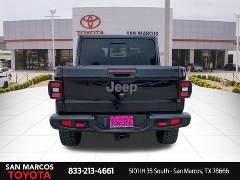 Used 2024 Jeep Gladiator Rubicon AWD/4WD image 7