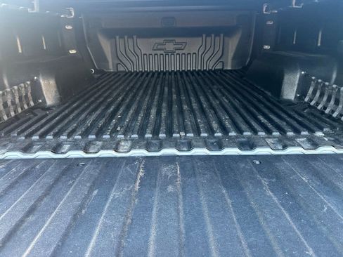 Used 2022 Chevrolet Silverado 1500 LT image 24