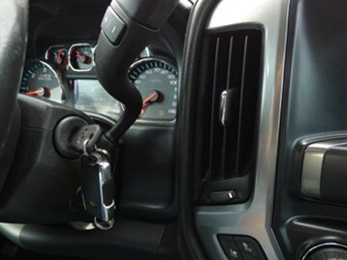 Used 2017 Chevrolet Silverado 1500 LTZ Z71 w/ LTZ Plus Package image 27