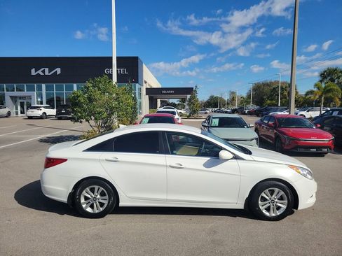 Used 2012 Hyundai Sonata GLS w/ Popular Equipment Pkg image 4