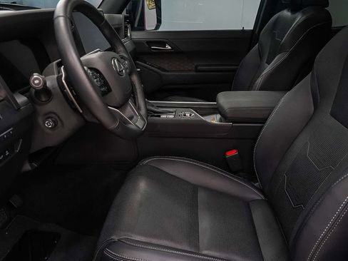 Certified 2025 Lexus GX 550 w/ Cold Area Package image 20