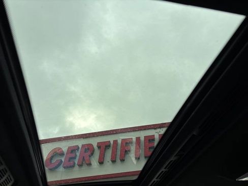 Used 2018 BMW 330i xDrive Sedan w/ Convenience Package image 38