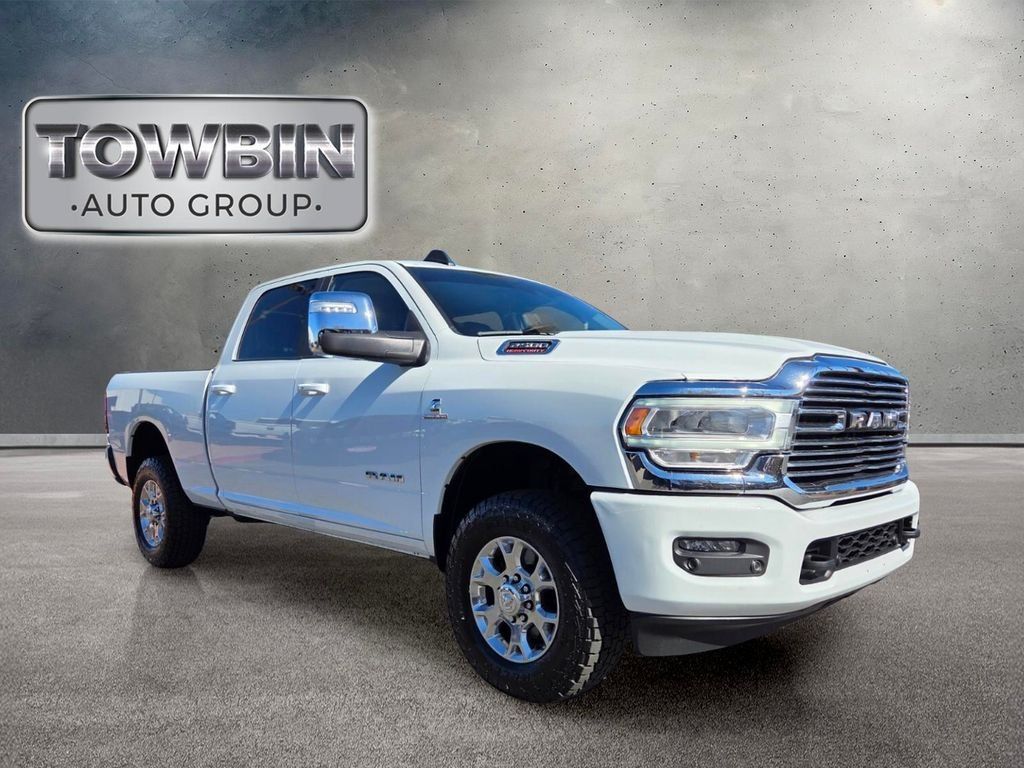 Used 2024 RAM 2500 Laramie w/ Safety Group AWD/4WD image 2