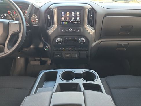 Used 2024 Chevrolet Silverado 2500 Custom w/ Custom Value Package image 14