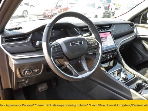 New 2025 Jeep Grand Cherokee Limited w/ Luxury Tech Group II image 4