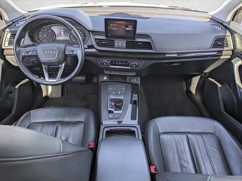Used 2019 Audi Q5 2.0T Premium w/ Convenience Package image 17