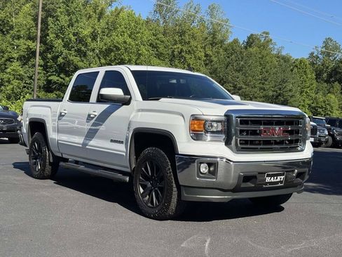 Used 2015 GMC Sierra 1500 SLE w/ SLE Value Package RWD image 2