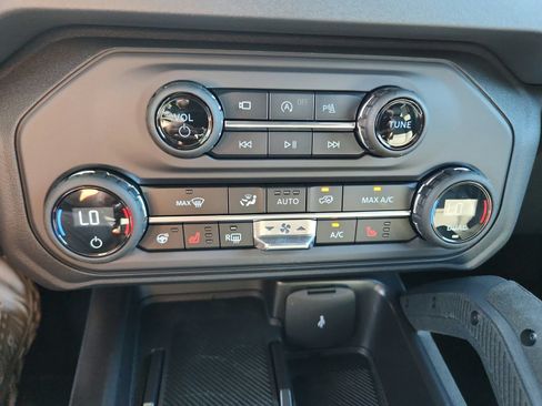 New 2026 Ford Bronco Outer Banks w/ Sasquatch Package AWD/4WD image 22