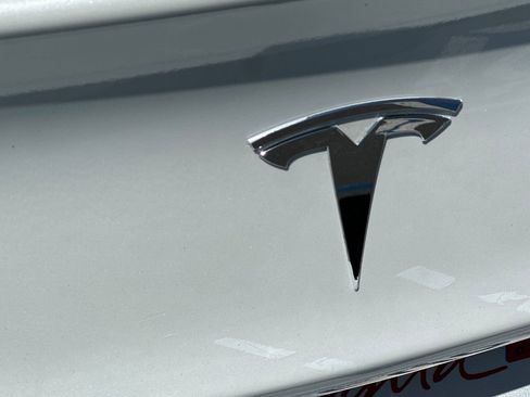 Used 2023 Tesla Model 3 Standard Range image 26