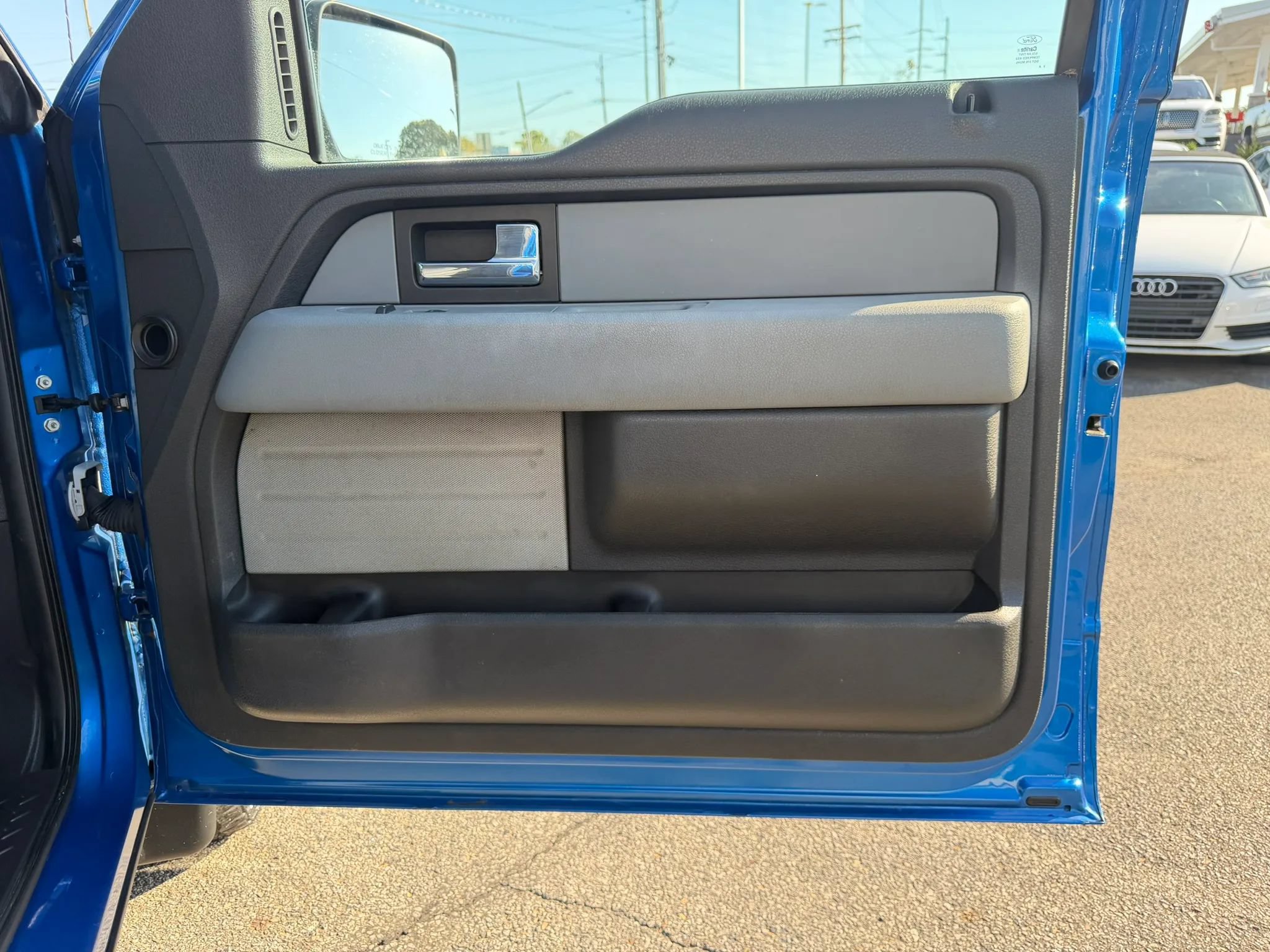 Used 2013 Ford F150 XLT w/ Luxury Equipment Group AWD/4WD image 27