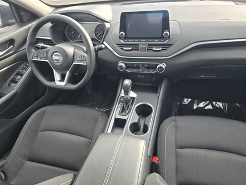 Used 2022 Nissan Altima 2.5 SV image 19