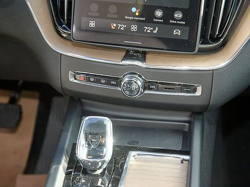 New 2026 Volvo XC60 B5 Core image 27