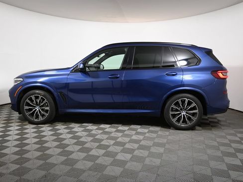 Certified 2023 BMW X5 xDrive40i w/ M Sport Package AWD/4WD image 2