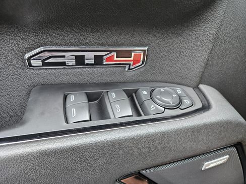 Used 2023 GMC Sierra 1500 AT4 w/ AT4 Premium Package AWD/4WD image 31