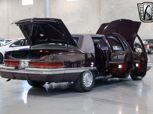 Used 1996 Buick Roadmaster Limited image 12