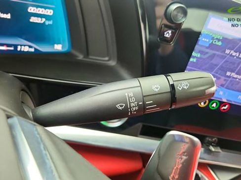Used 2023 Chevrolet Corvette Stingray Premium Cpe w/ Z51 Performance Package image 35