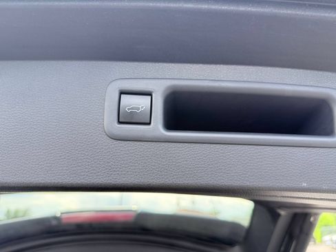 Used 2025 Toyota Highlander XSE AWD/4WD image 23