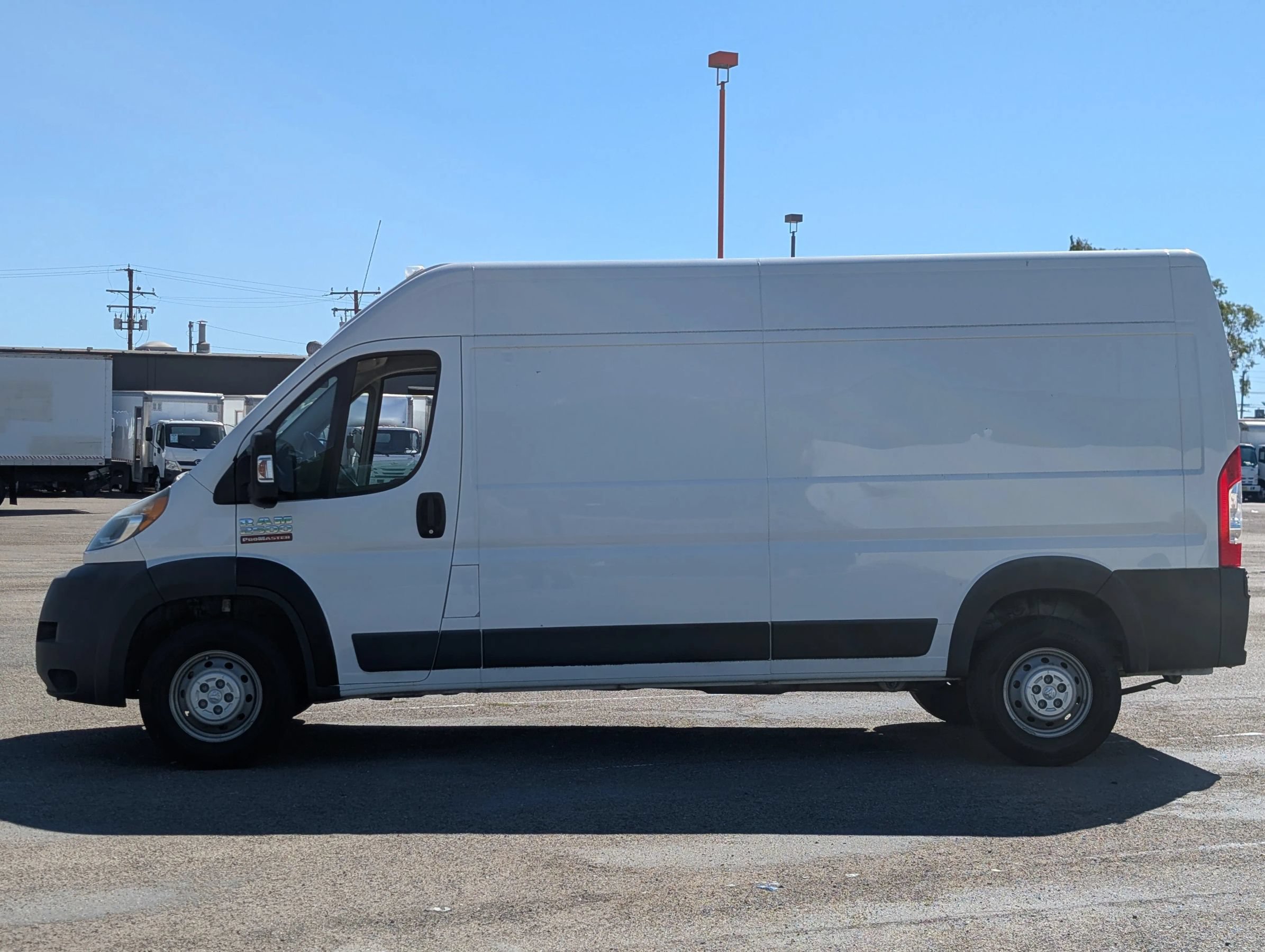 Used 2016 RAM ProMaster 2500 FWD image 4