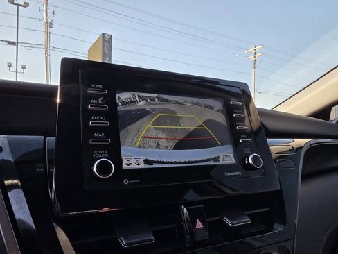 Used 2023 Toyota Camry LE image 16