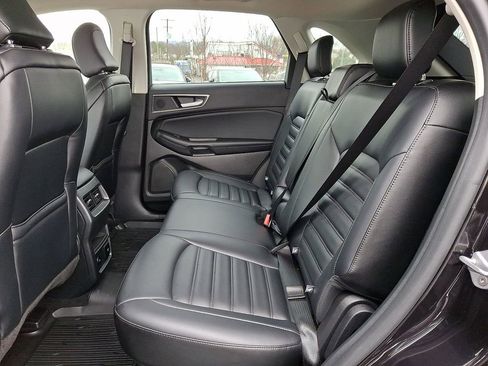 Certified 2022 Ford Edge SEL w/ Convenience Package image 10