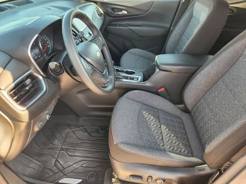 Used 2024 Chevrolet Equinox LT w/ LPO, Floor Liner Package FWD image 13