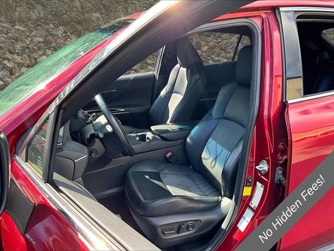 Used 2021 Toyota Venza XLE w/ Carpet Mat Package (TMS) AWD/4WD image 18