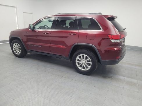 Used 2021 Jeep Grand Cherokee Laredo image 3