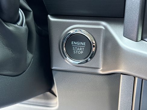 New 2025 Ford F150 XLT w/ Equipment Group 303A High image 10