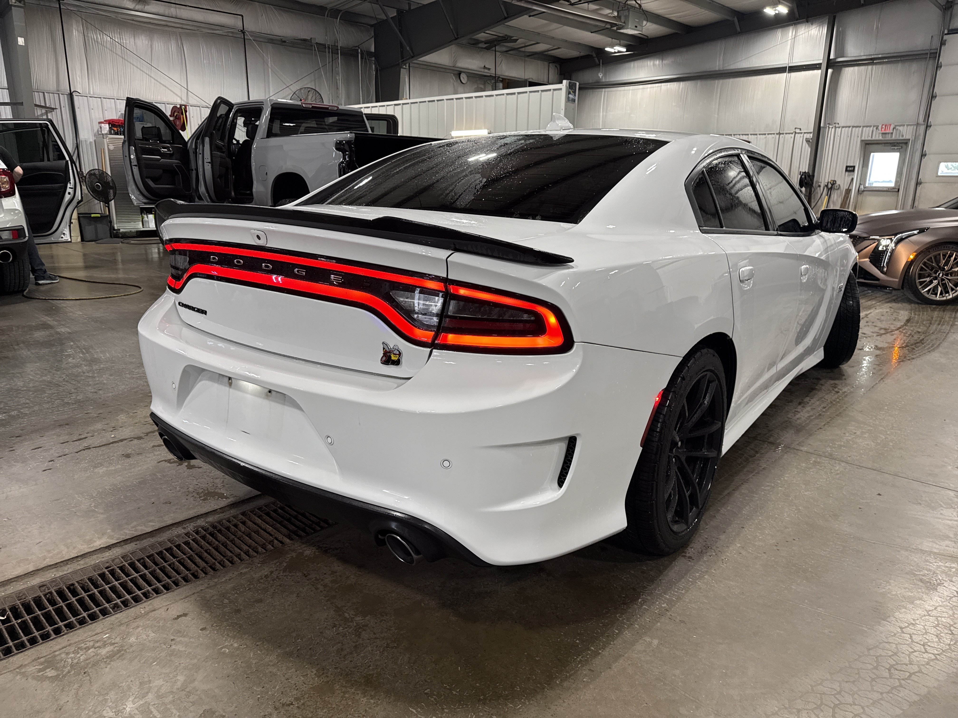 Used 2020 Dodge Charger Scat Pack w/ Dynamics Package RWD image 3