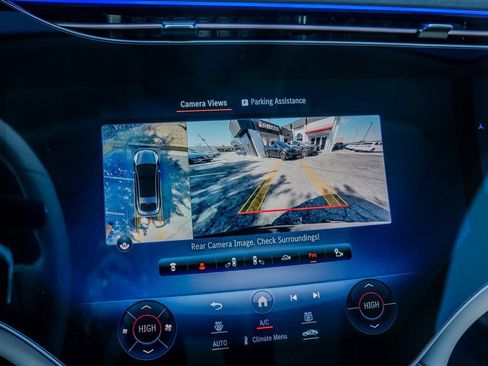 Used 2023 Mercedes-Benz EQS 580 4MATIC Sedan image 11