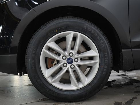 Used 2018 Ford Edge SEL w/ Class II Trailer Tow Package AWD/4WD image 27