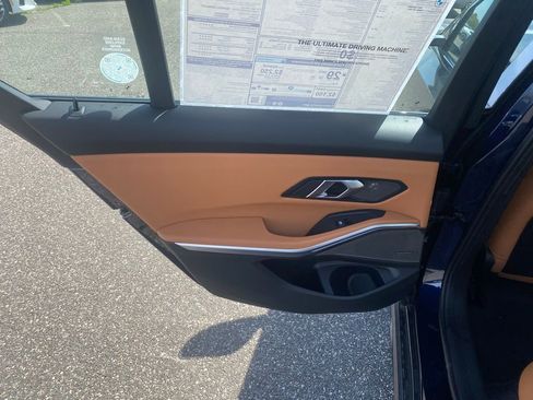 New 2026 BMW 330i xDrive Sedan w/ M Sport Package AWD/4WD image 6