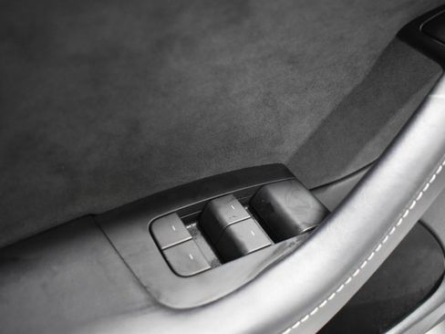 Used 2023 Tesla Model 3 Performance image 15